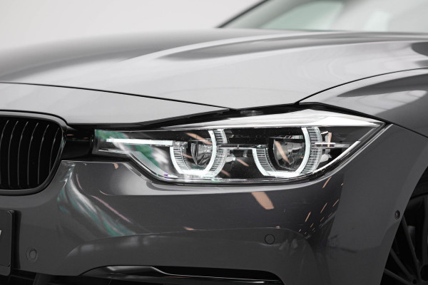 BMW 3-serie 330e iPerformance Sport |Schuifdak|Leder|HUD|Navi|