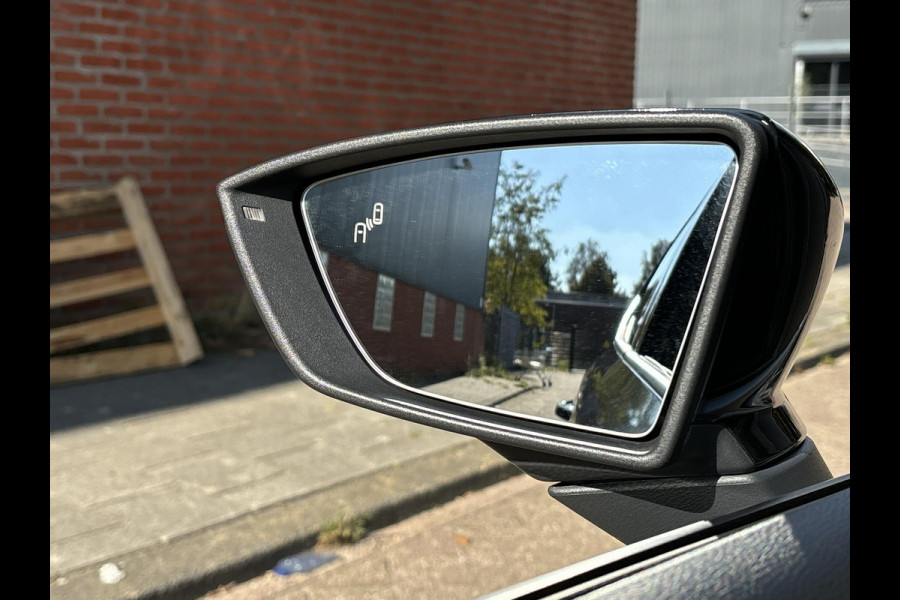Seat Arona 1.0 TSI Style Business Xcellence | automaat | zwart dak | blind-spot | stoelverwarming