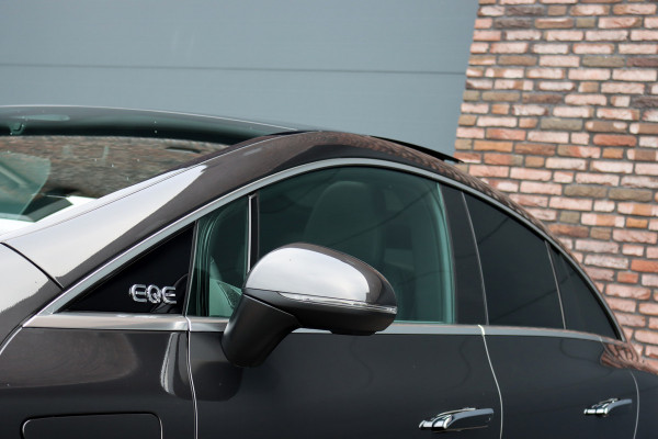 Mercedes-Benz EQE 300 Luxury Line 89 kWh | 39.500,- ex | Distronic | Panoramadak | Verwarmd Stuurwiel | Memory | Leder | Warmtepomp | Camera | Rijassistentiepakket | Digital Light |