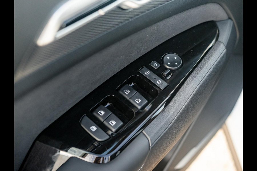 Kia Sportage 1.6 T-GDi Plug-in Hybrid AWD GT-Line | Uit voorraad leverbaar | Clima | Stoel-/stuurverwarming | Schuif-/kanteldak | Carplay | Navi | Adapt. Cruise | 19''