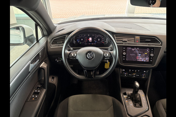 Volkswagen Tiguan 1.5 TSi 150pk DSG Highline Business R-Line CAMERA/VIRTUAL/20INCH/ORYX WHITE PEARL