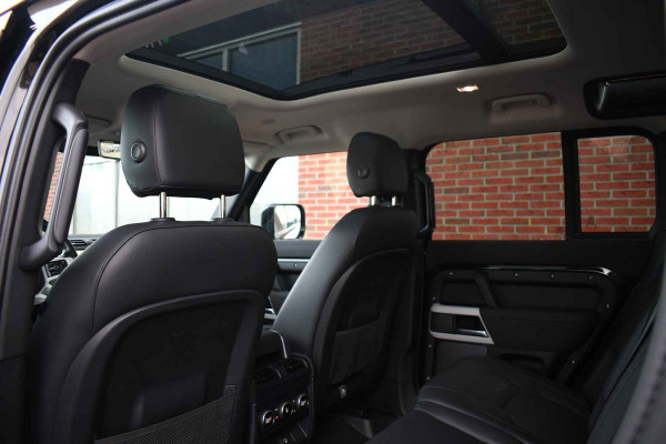 Land Rover Defender 110 3.0 P400 HSE 7-pers Pano Trekh ACC 22inch HUD Standkachel