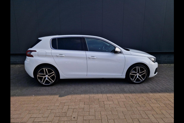Peugeot 308 1.2 Allure 130pk aut. Panodak