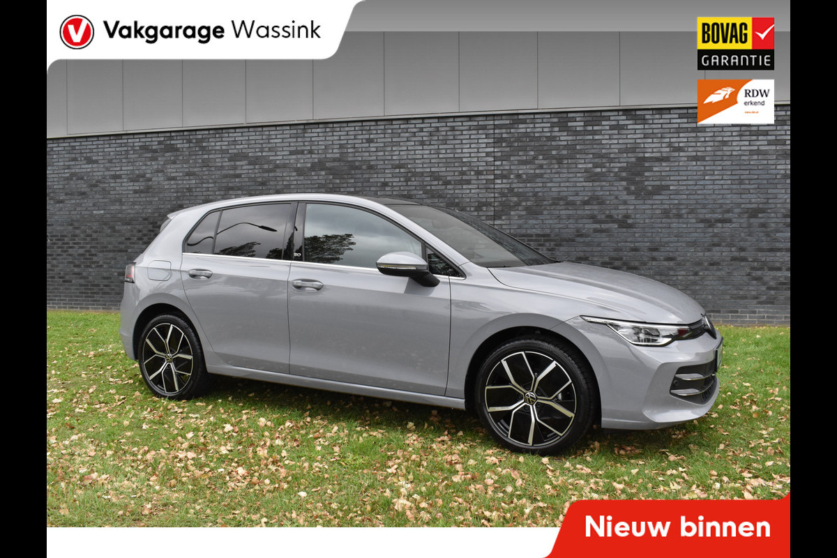 Volkswagen Golf 1.5 eTSI Edition 50 Pano/Trekhaak/navi/ harman kardon/head-up/Automaat Volkswagen Golf 1.5 eTSI Edition 50 Pano/Trekhaak/navi/ harman kardon/head-up/Automaat