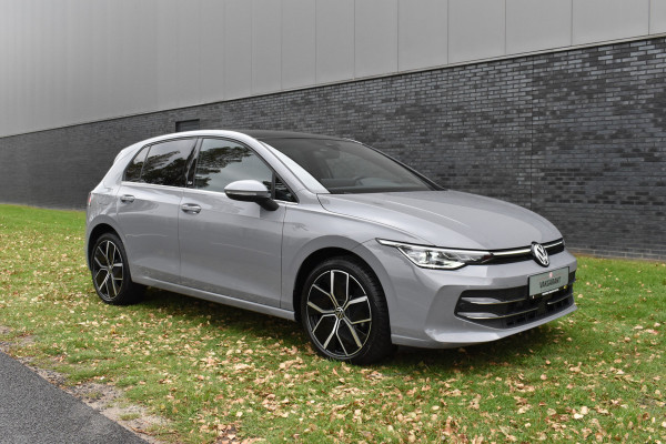 Volkswagen Golf 1.5 eTSI Edition 50 Pano/Trekhaak/navi/ harman kardon/head-up/Automaat