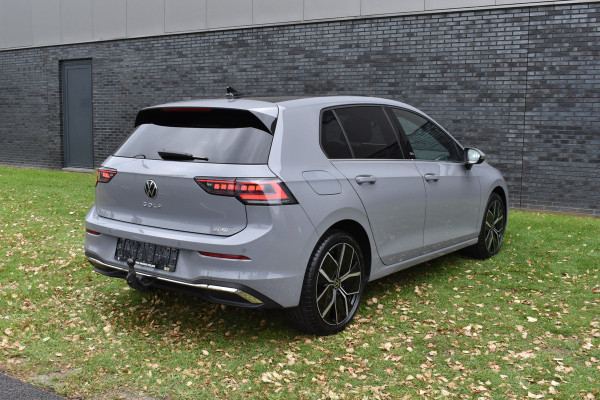 Volkswagen Golf 1.5 eTSI Edition 50 Pano/Trekhaak/navi/ harman kardon/head-up/Automaat
