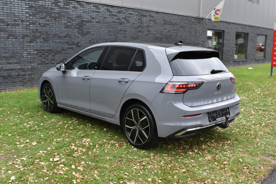 Volkswagen Golf 1.5 eTSI Edition 50 Pano/Trekhaak/navi/ harman kardon/head-up/Automaat