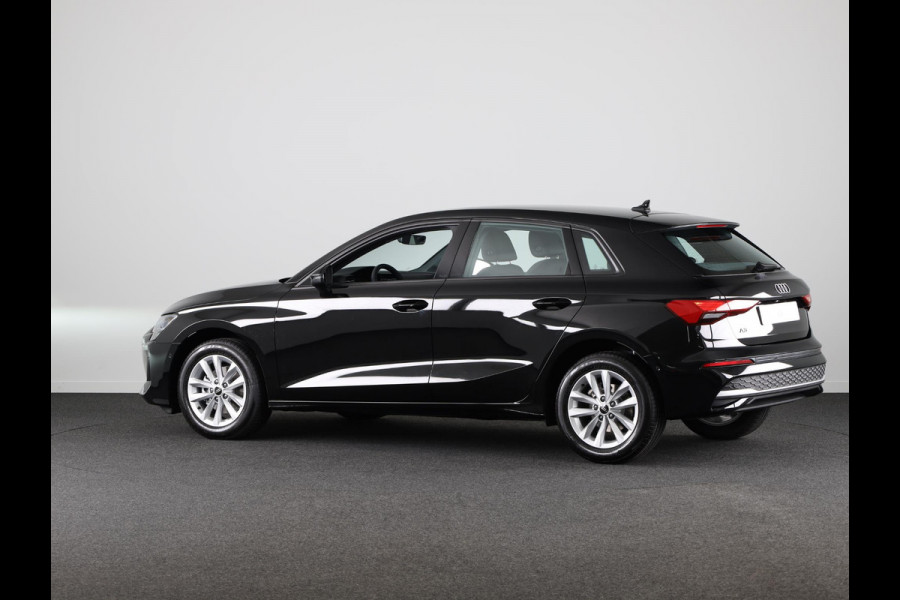 Audi A3 Sportback 30 TFSI Pro Line automaat, Apple CarPlay, Comfortairco, Parkeerassistent met parkerensensoren voor & achter, cruisecontrol