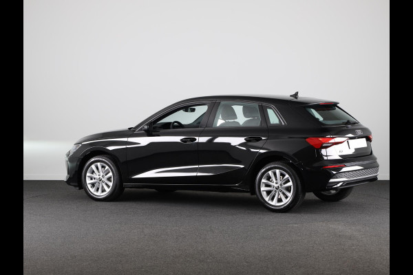Audi A3 Sportback 30 TFSI Pro Line automaat, Apple CarPlay, Comfortairco, Parkeerassistent met parkerensensoren voor & achter, cruisecontrol