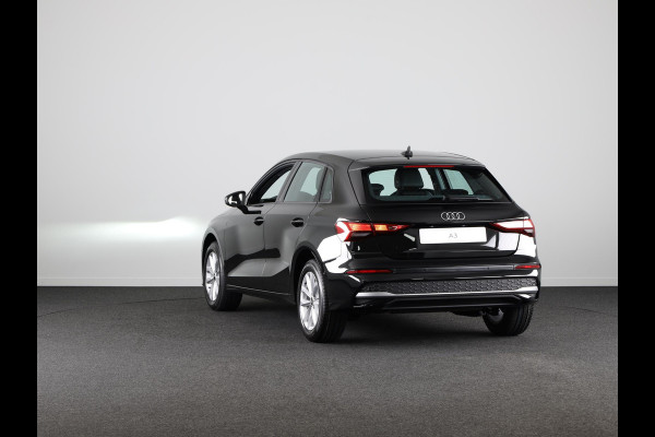 Audi A3 Sportback 30 TFSI Pro Line automaat, Apple CarPlay, Comfortairco, Parkeerassistent met parkerensensoren voor & achter, cruisecontrol
