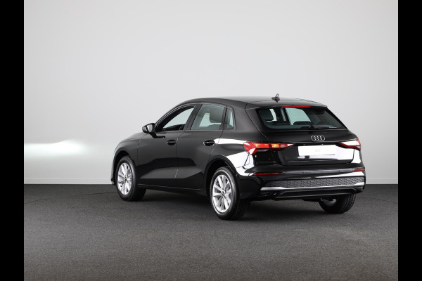 Audi A3 Sportback 30 TFSI Pro Line automaat, Apple CarPlay, Comfortairco, Parkeerassistent met parkerensensoren voor & achter, cruisecontrol