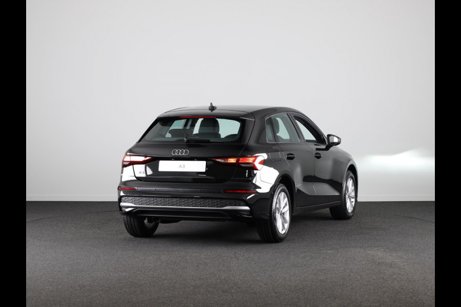 Audi A3 Sportback 30 TFSI Pro Line automaat, Apple CarPlay, Comfortairco, Parkeerassistent met parkerensensoren voor & achter, cruisecontrol