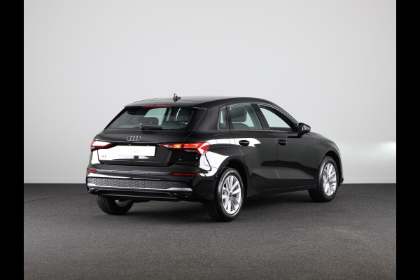 Audi A3 Sportback 30 TFSI Pro Line automaat, Apple CarPlay, Comfortairco, Parkeerassistent met parkerensensoren voor & achter, cruisecontrol