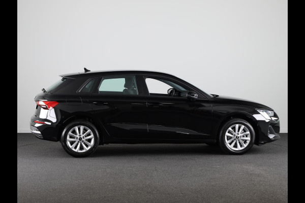 Audi A3 Sportback 30 TFSI Pro Line automaat, Apple CarPlay, Comfortairco, Parkeerassistent met parkerensensoren voor & achter, cruisecontrol