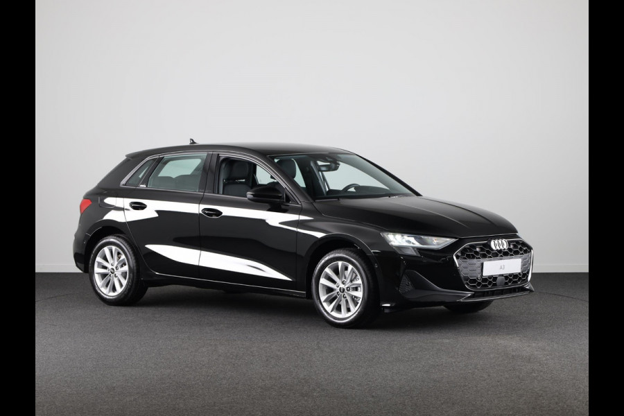 Audi A3 Sportback 30 TFSI Pro Line automaat, Apple CarPlay, Comfortairco, Parkeerassistent met parkerensensoren voor & achter, cruisecontrol