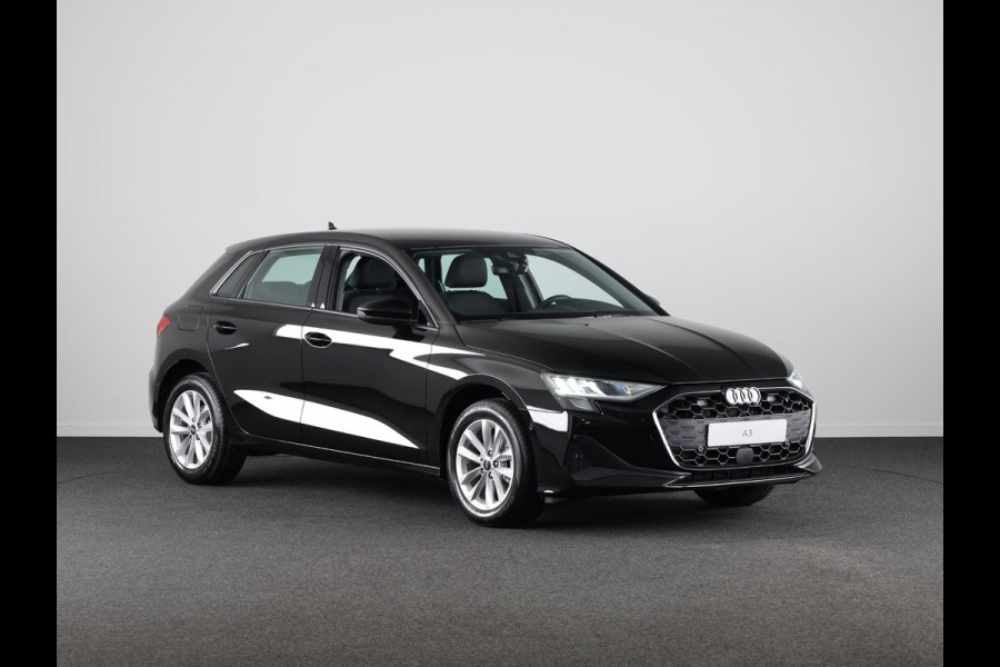 Audi A3 Sportback 30 TFSI Pro Line automaat, Apple CarPlay, Comfortairco, Parkeerassistent met parkerensensoren voor & achter, cruisecontrol