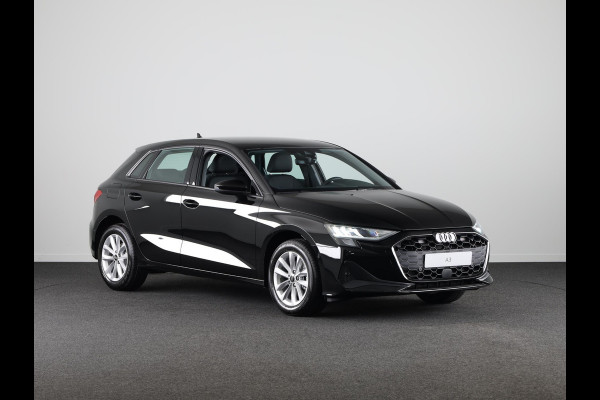 Audi A3 Sportback 30 TFSI Pro Line automaat, Apple CarPlay, Comfortairco, Parkeerassistent met parkerensensoren voor & achter, cruisecontrol