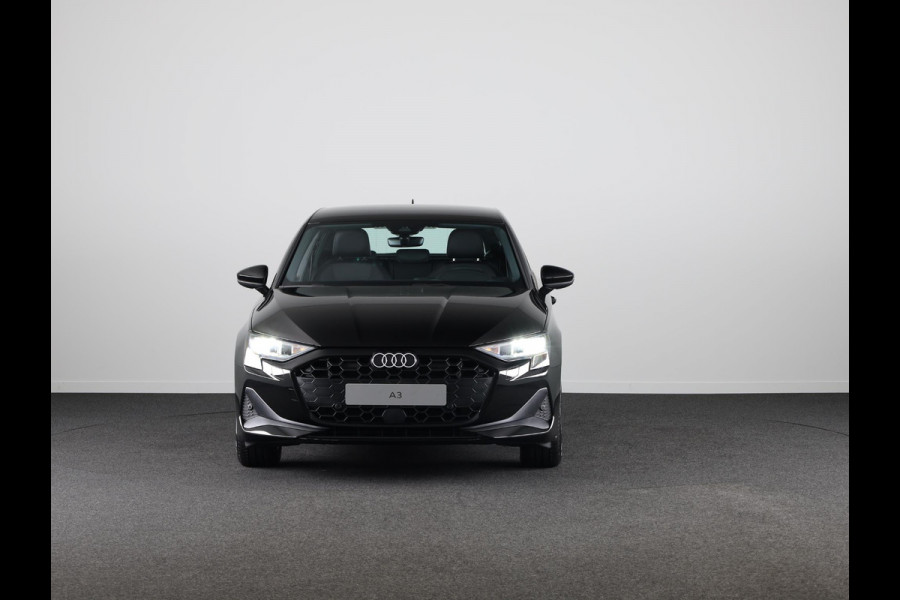 Audi A3 Sportback 30 TFSI Pro Line automaat, Apple CarPlay, Comfortairco, Parkeerassistent met parkerensensoren voor & achter, cruisecontrol