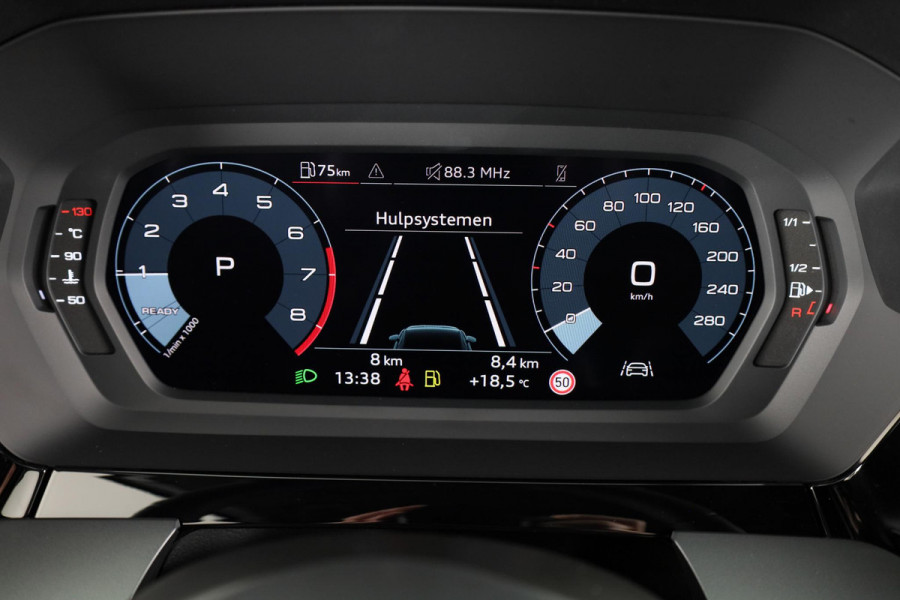Audi A3 Sportback 30 TFSI Pro Line automaat, Apple CarPlay, Comfortairco, Parkeerassistent met parkerensensoren voor & achter, cruisecontrol