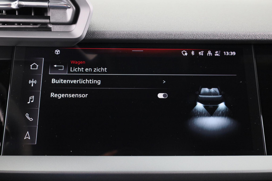 Audi A3 Sportback 30 TFSI Pro Line automaat, Apple CarPlay, Comfortairco, Parkeerassistent met parkerensensoren voor & achter, cruisecontrol