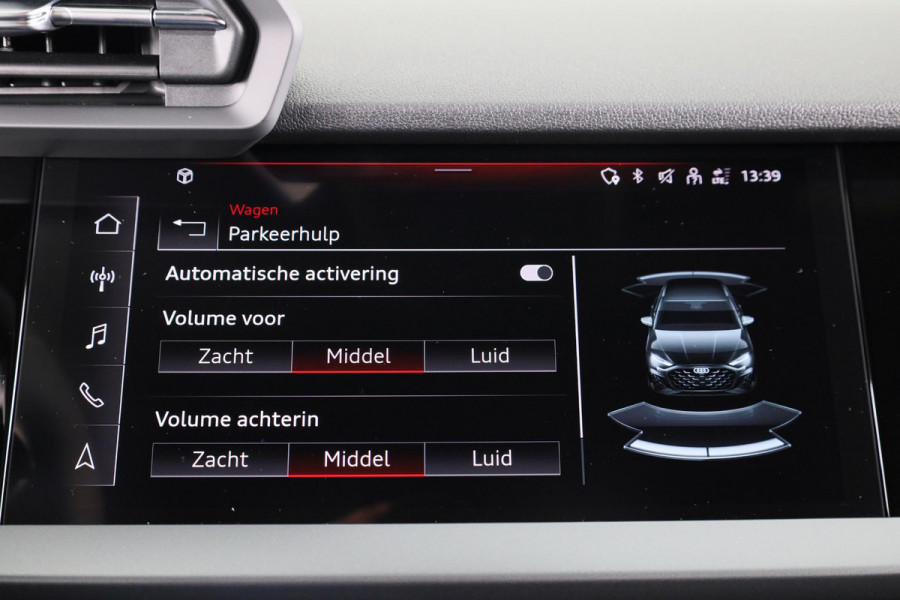 Audi A3 Sportback 30 TFSI Pro Line automaat, Apple CarPlay, Comfortairco, Parkeerassistent met parkerensensoren voor & achter, cruisecontrol