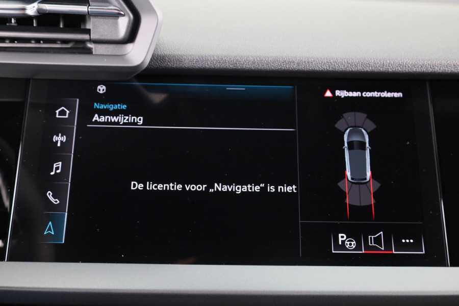 Audi A3 Sportback 30 TFSI Pro Line automaat, Apple CarPlay, Comfortairco, Parkeerassistent met parkerensensoren voor & achter, cruisecontrol