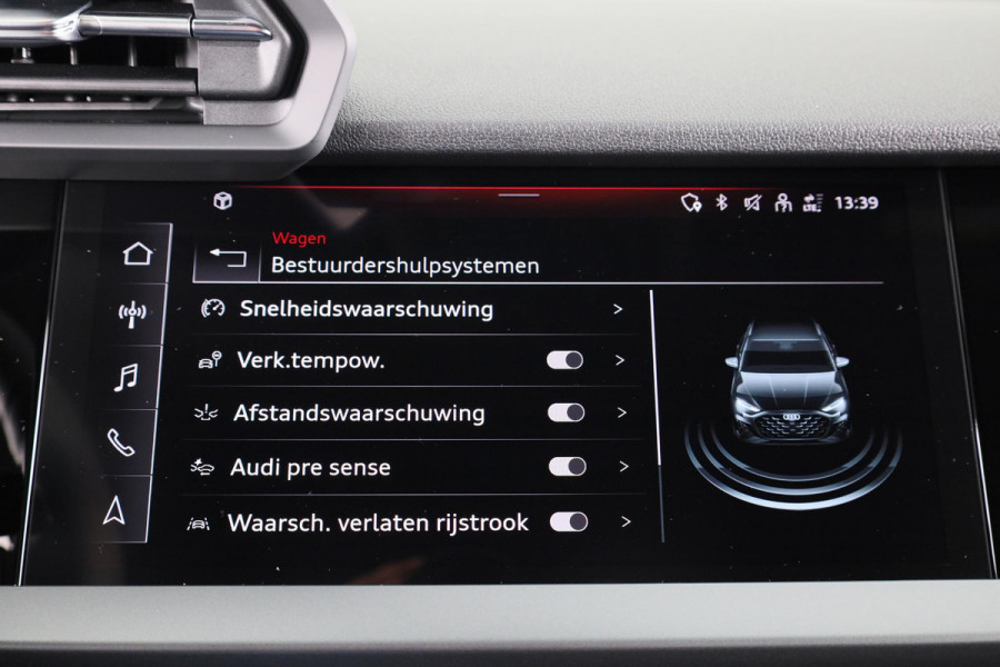 Audi A3 Sportback 30 TFSI Pro Line automaat, Apple CarPlay, Comfortairco, Parkeerassistent met parkerensensoren voor & achter, cruisecontrol