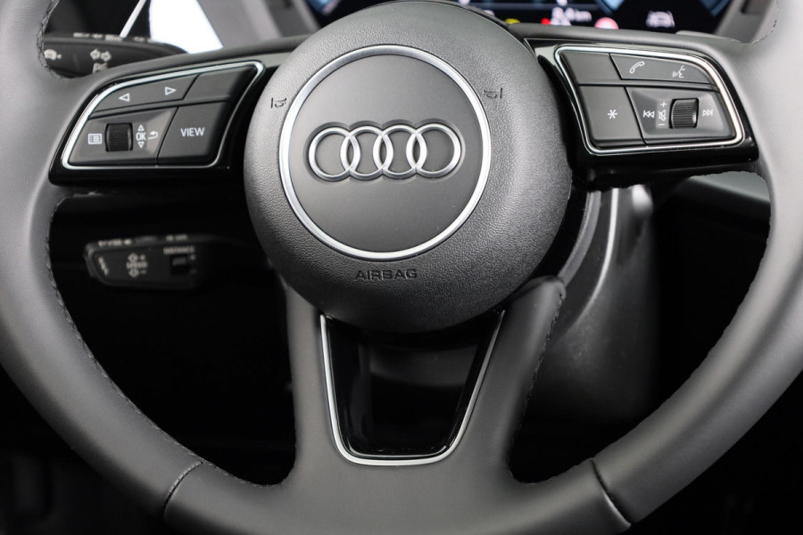 Audi A3 Sportback 30 TFSI Pro Line automaat, Apple CarPlay, Comfortairco, Parkeerassistent met parkerensensoren voor & achter, cruisecontrol