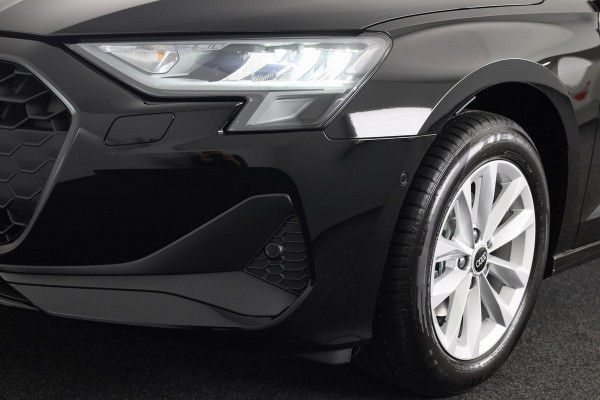 Audi A3 Sportback 30 TFSI Pro Line automaat, Apple CarPlay, Comfortairco, Parkeerassistent met parkerensensoren voor & achter, cruisecontrol