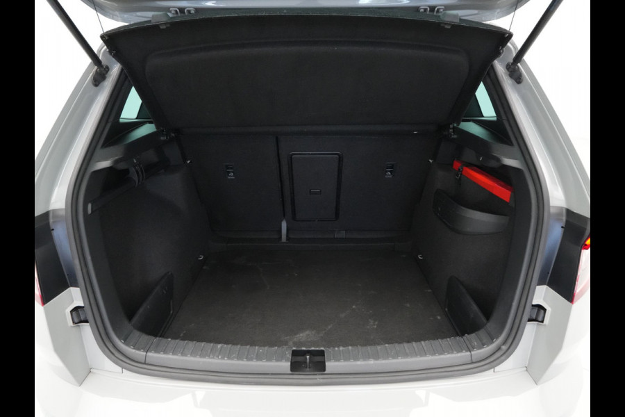 Škoda Karoq 1.5 TSI ACT 150pk Sportline Business Navigatie Digital Cockpit Camera Keyless Carplay 10