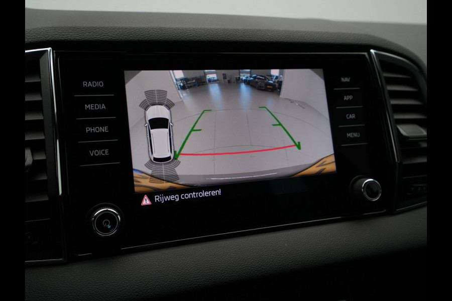 Škoda Karoq 1.5 TSI ACT 150pk Sportline Business Navigatie Digital Cockpit Camera Keyless Carplay 10