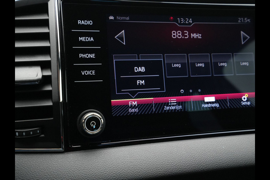 Škoda Karoq 1.5 TSI ACT 150pk Sportline Business Navigatie Digital Cockpit Camera Keyless Carplay 10