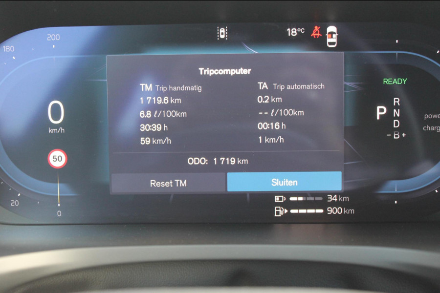 Volvo V60 T6 350PK Autm. Plug-in hybrid AWD Plus Dark Long Range / Google infotainment / Semi elekrisch wegklapbare trekhaak / Verwarmbare voorruit / Elektrisch bedienbare voorstoelen met geheugen / Verwarmbare voorstoelen