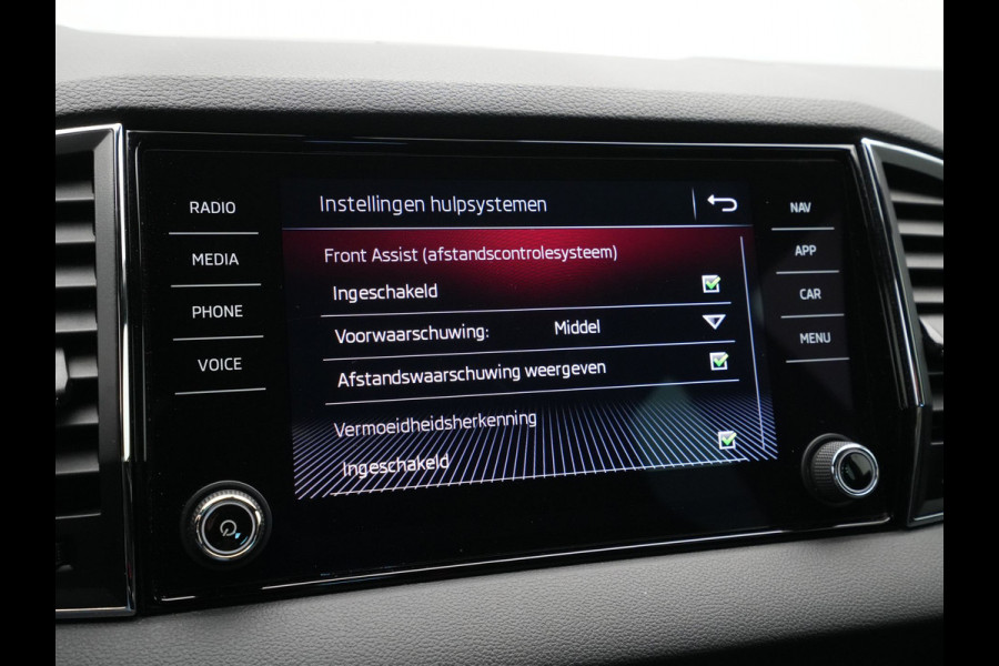 Škoda Karoq 1.5 TSI ACT 150pk Sportline Business Navigatie Digital Cockpit Camera Keyless Carplay 10