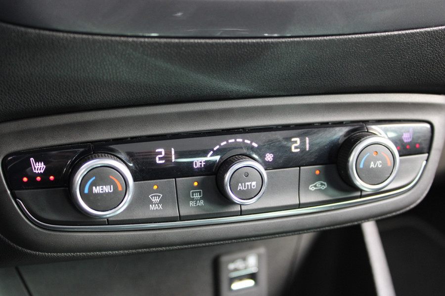 Opel Crossland X 1.2 Turbo Innovation | Navigatie | Cruise control | Start/stop | Keyless entry | Trekhaak |