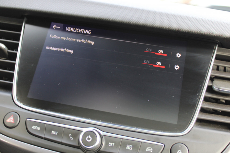 Opel Crossland X 1.2 Turbo Innovation | Navigatie | Cruise control | Start/stop | Keyless entry | Trekhaak |