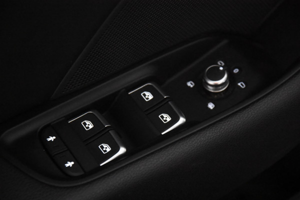 Audi A3 Sportback Sport S-Line Edition *1ste Eigenaar*Leer*Navigatie*Stoelverwarming*