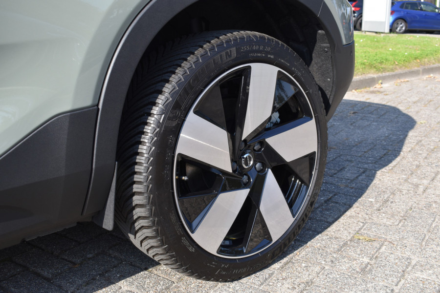 Volvo C40 Recharge Twin 408PK Ultimate 78 kWh | Demo Deal | Black Sheep pakket | 20" LMV | 360 Camera | ACC | Stuurverwarming | Panodak
