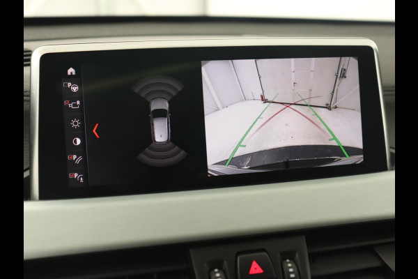 BMW X1 sDrive18i M Sport | Panoramadak | Leder | Stoelverwarming | Keyless | Camera | Trekhaak | Sfeerverlichting | Navigatie | Full LED | Park Assist | Sportstoelen