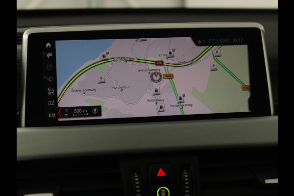 BMW X1 sDrive18i M Sport | Panoramadak | Leder | Stoelverwarming | Keyless | Camera | Trekhaak | Sfeerverlichting | Navigatie | Full LED | Park Assist | Sportstoelen
