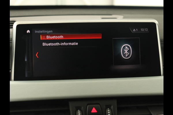 BMW X1 sDrive18i M Sport | Panoramadak | Leder | Stoelverwarming | Keyless | Camera | Trekhaak | Sfeerverlichting | Navigatie | Full LED | Park Assist | Sportstoelen