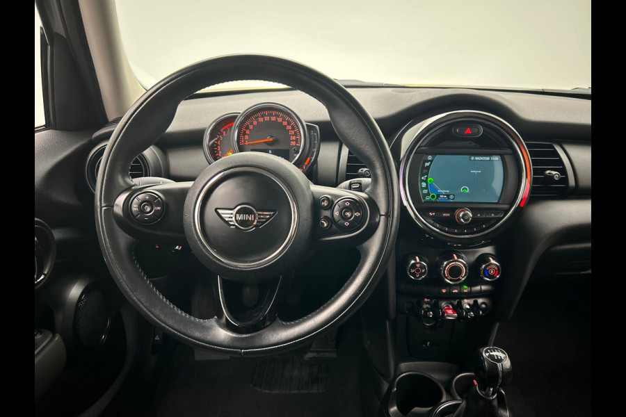 MINI Mini 1.5 One First * Origineel Nederlands * Navigatie Cruise Control
