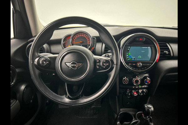 MINI Mini 1.5 One First * Origineel Nederlands * Navigatie Cruise Control