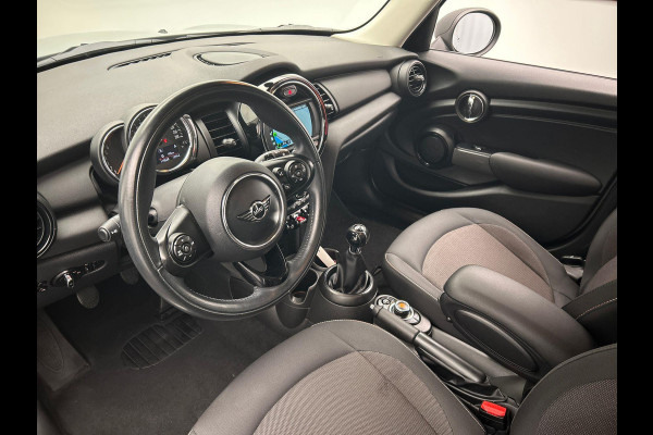 MINI Mini 1.5 One First * Origineel Nederlands * Navigatie Cruise Control
