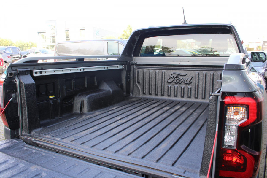 Ford Ranger 2.0 Super Cab EcoBlue Wildtrak | Trekhaak | Adaptive Cruise Control | BLIS | Navigatie | 4x4 |