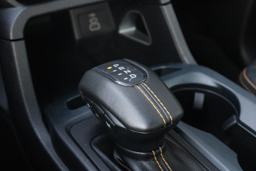 Ford Ranger 2.0 Super Cab EcoBlue Wildtrak | Trekhaak | Adaptive Cruise Control | BLIS | Navigatie | 4x4 |