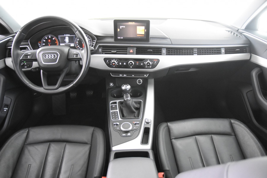 Audi A4 Avant 35 TFSI *1ste Eigenaar*Leer*Navigatie*Trekhaak*