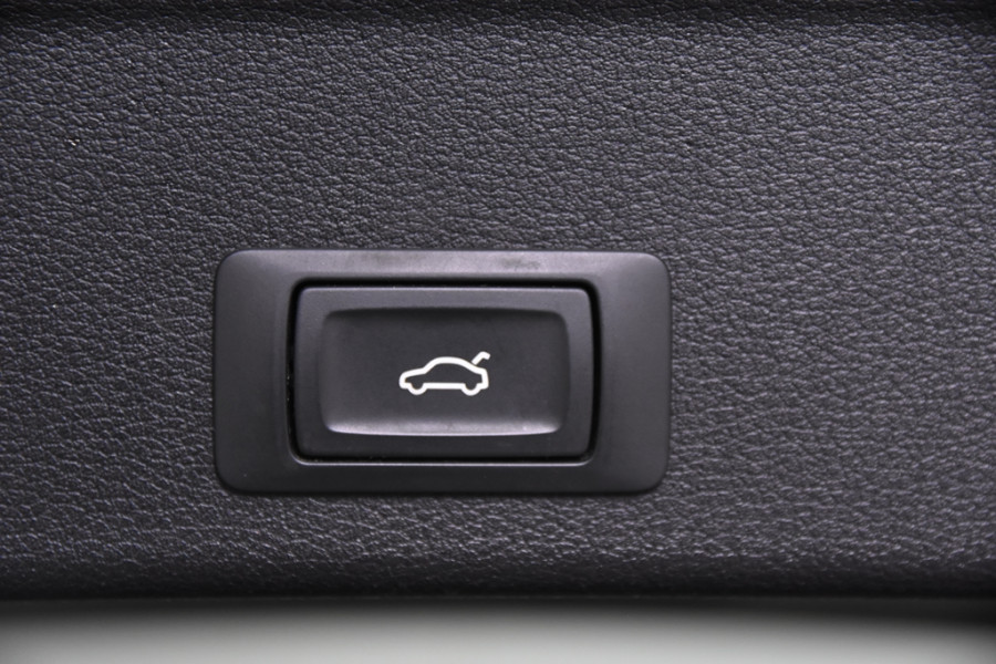 Audi A4 Avant 35 TFSI *1ste Eigenaar*Leer*Navigatie*Trekhaak*