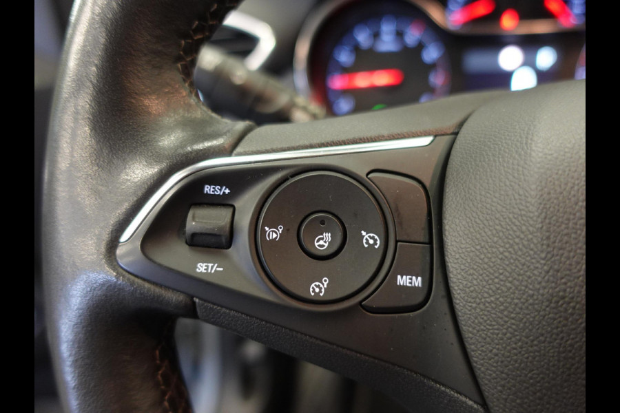 Opel Crossland 1.2 Turbo 130pk Automaat Elegance | Navigatie | Apple Carplay/Android Auto | Camera | Parkeersensoren | Cruise Control | Stoel- en Stuurverwarming | Keyless Entry | Climate Control | Getinte ramen