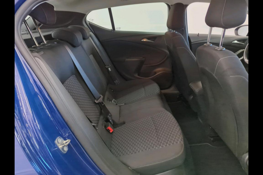 Opel Astra 1.2 Edition NL-AUTO | NAVI